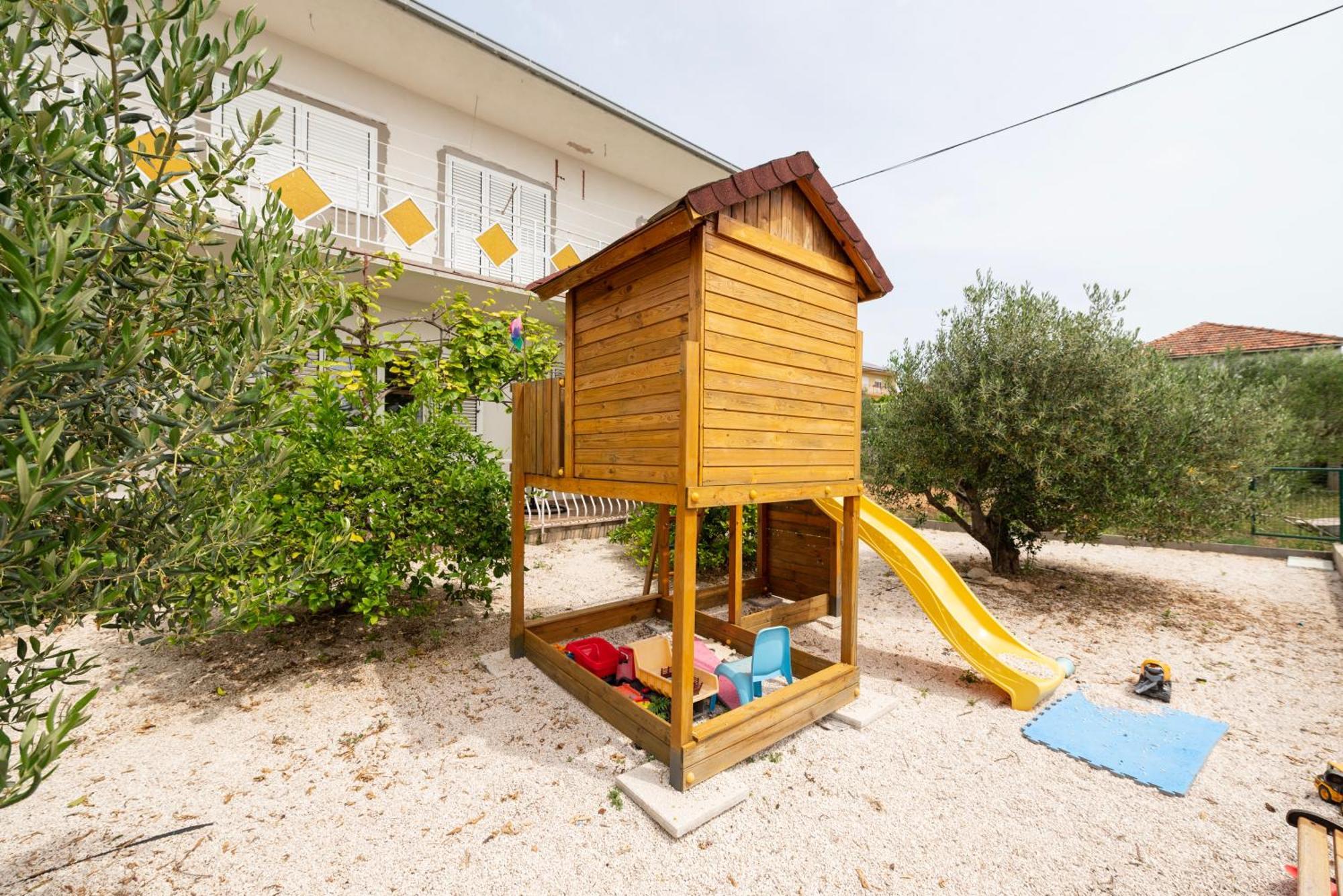 Apartment Paula Trogir Ngoại thất bức ảnh